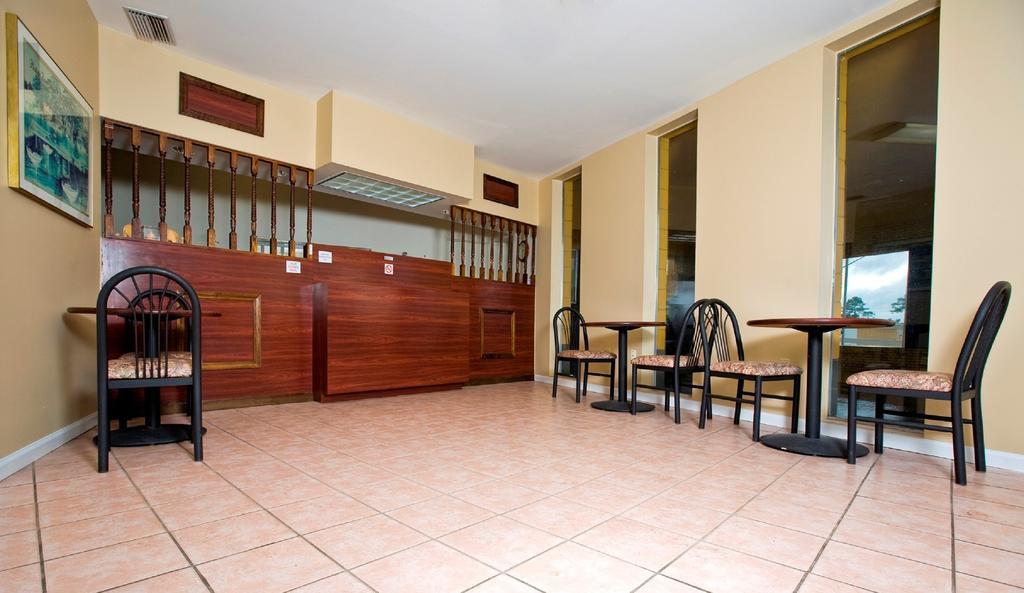 Budget Inn - Palatka Restaurant photo